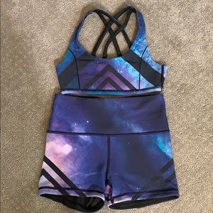 Ivivva reversible sports bra and shorts set